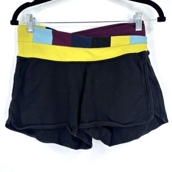 Lululemon Astro Shorts Size Small Crossover Waist Size 6 Black/Split Pea/ POW st - Picture 2 of 9